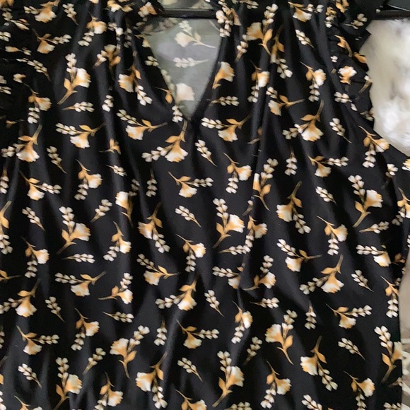 Anne Klein vintage style ruffled top - Picture 11 of 13